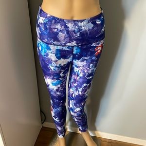 Peloton Wear It To Heart WITH blue moves high waist leggings Medium